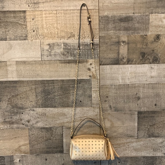 Lovevook Gold Studded Crossbody with tassel - Picture 15 of 16